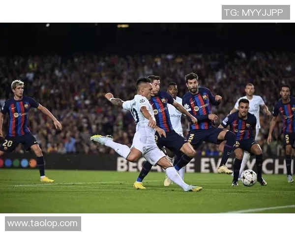 巴萨与凯尔特人激战正酣球迷期待精彩对决与历史交锋